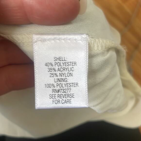 Apt 9 Sparkly grey sweater with attached cami underneath size small - Picture 7 of 7